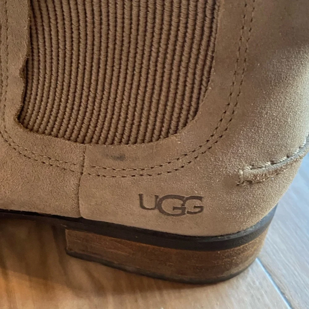 UGG Beige Suede Hillhurst Boots